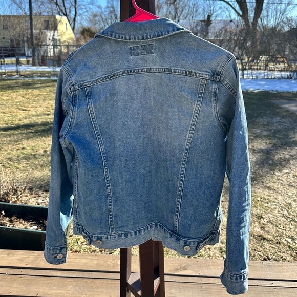Lucky Brand Light Wash Denim Jacket - Picture 2 of 3